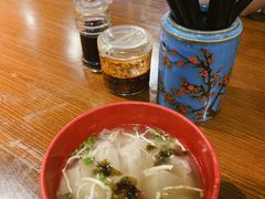 鸡汁小馄饨-乔家栅(襄阳南路店)