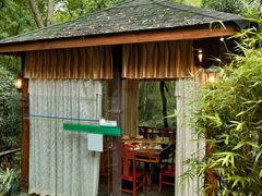 -竹海听涛生态山庄