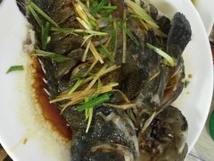 -覃记海鲜美食餐厅