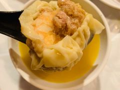 -鲜入围煮花胶鸡海鲜火锅