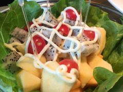 蔬菜水果色拉-坛宗剁椒鱼头(河西王府井店)