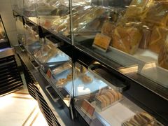 -吉新利亚咖啡烘焙店(步步高店)