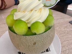 哈密瓜冰淇淋-玲婧胡同·生日蛋糕·餐厅(嘉里城店)