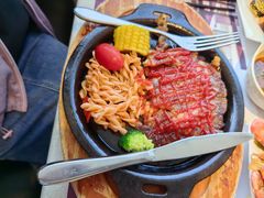 -牛德亨臻牛潮汕火锅(万邦时代店)
