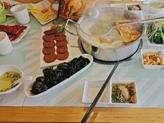 -花田煮鲜牛肉火锅(钟楼众汇店)