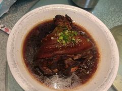 -老码头黑皮肘子锅包肉熏酱水饺(文政街店)