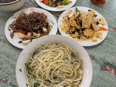 -正宗胖子抻面馆(岭东路店)