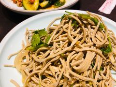 -沁香缘巫山烤鱼(看丹桥店)
