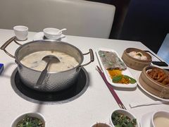 -煲王粤菜餐厅(中侨中心店)