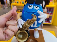 -m豆巧克力世界(上海世茂广场店)