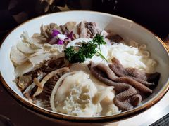 川门毛肚七绝-哥老官重庆美蛙鱼头(西湖银泰十一哥店)