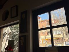 -荒岛书店(黄县路店)