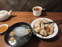 -舒蔡记生煎菜饭(云南中路店)