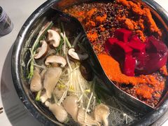 -岗上渣渣老火锅(两路口店)