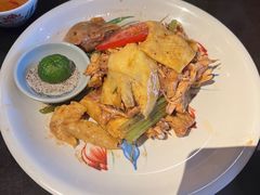 -大头虾越式风味餐厅(光明广场店)