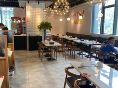 大堂-黄弟大排档·湖南菜·小龙虾·小海鲜(凯旋北路店)