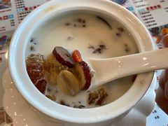 -广信牛奶甜品世家(台东店)