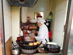 油墩子-阿婆油墩子(五里桥路188弄小区店)