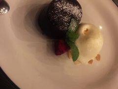熔岩巧克力配冰淇淋-IL Forno 意坊·意大利餐厅(温州万象城店)