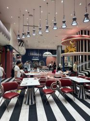 -奈尔宝家庭中心·亲子餐厅(鄞州万达店)