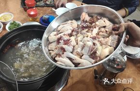 Old Chicken with Fruit in Broth