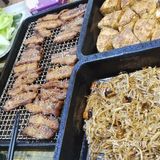 烤冷面，臭豆腐，卷凉皮