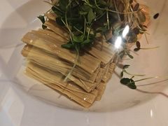 -阿瓦山寨·湘菜现炒·剁椒鱼头王(咸阳总店)