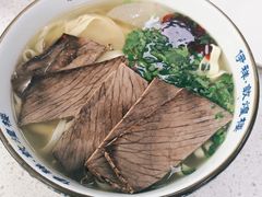 牛肉拉面加牛肉-伊祥·敦煌楼