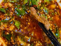 -马路边边串串香形象店(磐石路店)