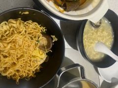 -肥仔文澳门猪骨煲(南京西路店)