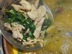 -洱火云南酸菜牛肉火锅(石景山当代商城店)