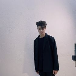 -Hair Co.一间沙龙