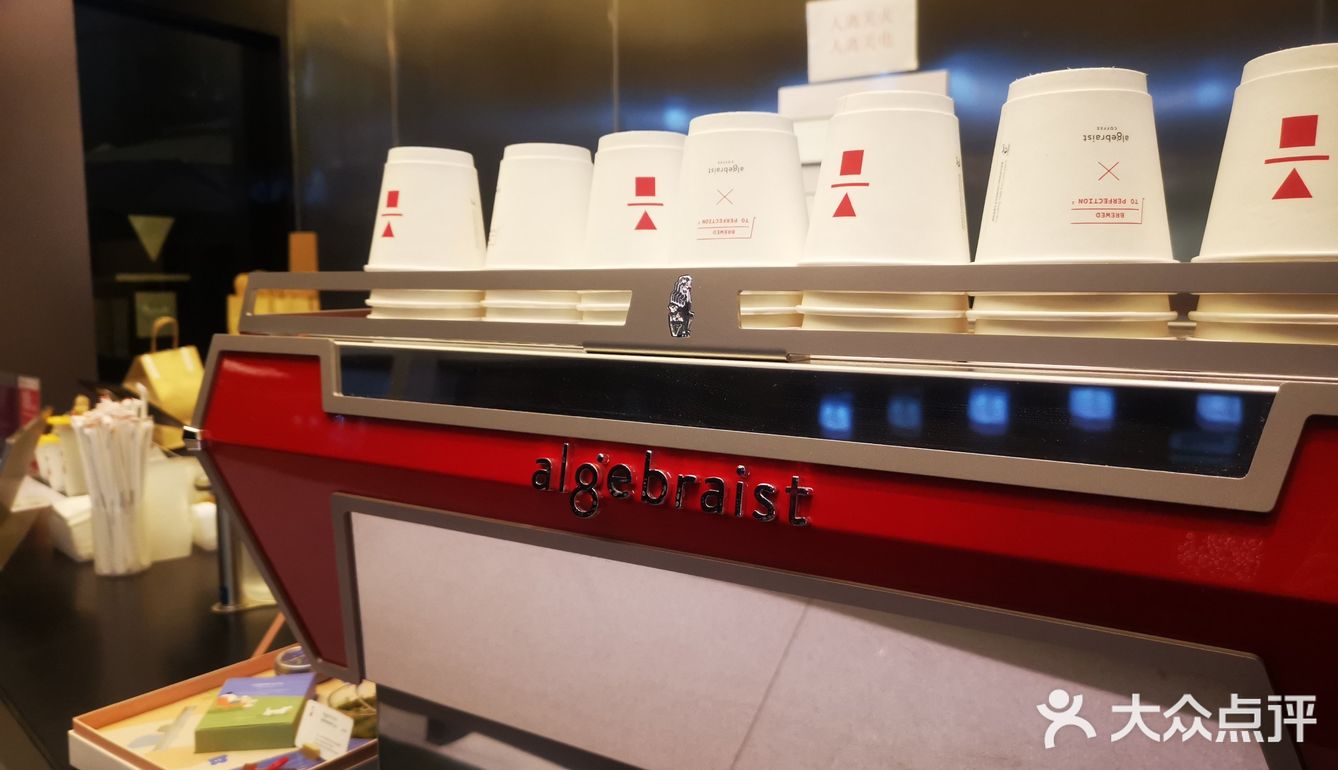 小孩子才做选择，成年人选择都要[胜利]