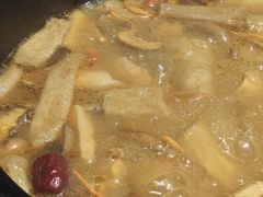 -罗记又添缘竹荪山药鸡·野生菌火锅(西园南路店)