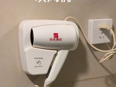 -贝壳酒店(合肥和平路曙光影院唐桥地铁站店)