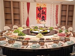 -周老三跷脚牛肉·全牛火锅(非遗传承店)