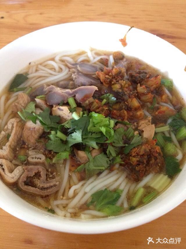 竹园张元理卤鸡卷粉(弥勒分店)