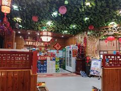 -袁小二大东北铁锅炖(吉祥村总部)