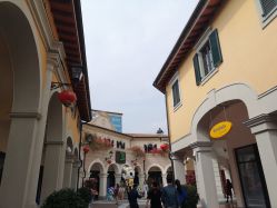 -奇幻丛林(佛罗伦萨小镇店)