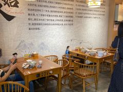 大堂-易老妈蹄花.特色川菜(人民公园总店)