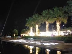 -亚龙湾中心广场