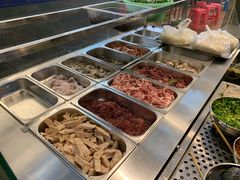 自助取餐区-广场正宗原汁薏米店