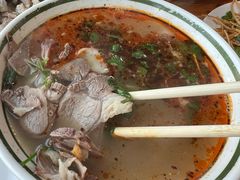 招牌羊肉汤-三中高皇羊肉馆