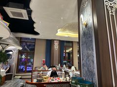 -哈啾嗨·新概念蒙餐(红星新城店)