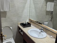 -兴芮温泉度假区