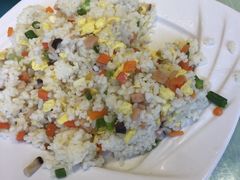 -赶海部落海鲜城(海阳路店)