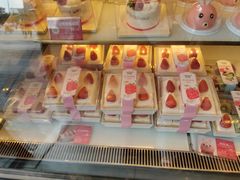 面包甜点陈列柜-味多美(江桥万达店)