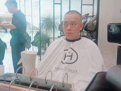 -HAIR CORNER