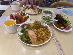 -梦航彩虹之约自助餐厅(华府天地店)