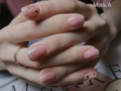 -Miss·A日式美甲美睫